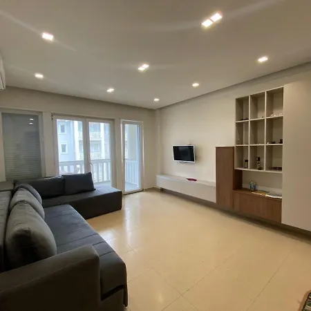Luxury 1 Bedroom Grand *
