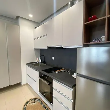 Luxury 1 Bedroom Grand